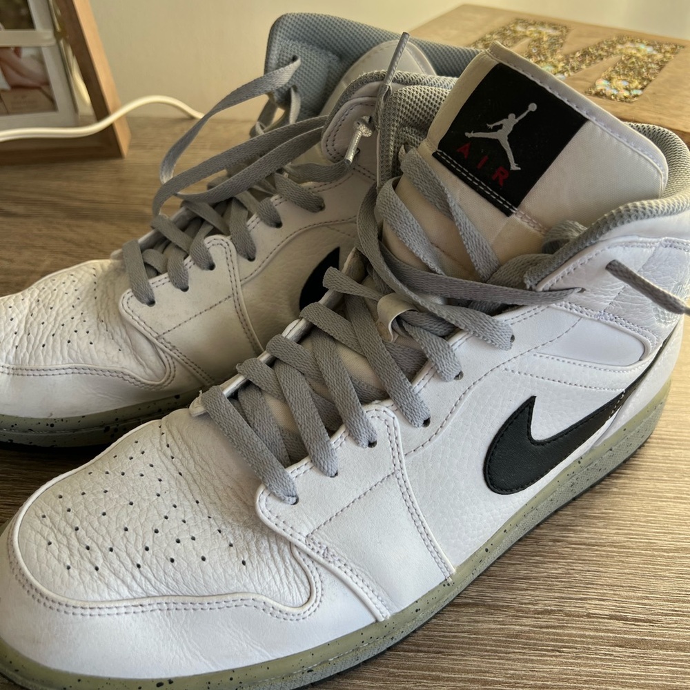 Jordan 1